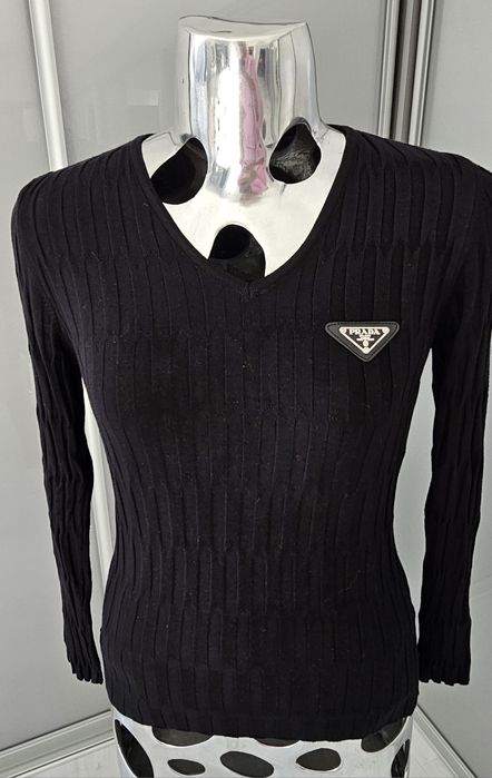 Prada luksusowy sweterek roz L/XL