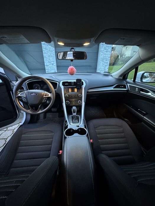 *Ford Mondeo 2014 1.5 Ecoboost 160km*