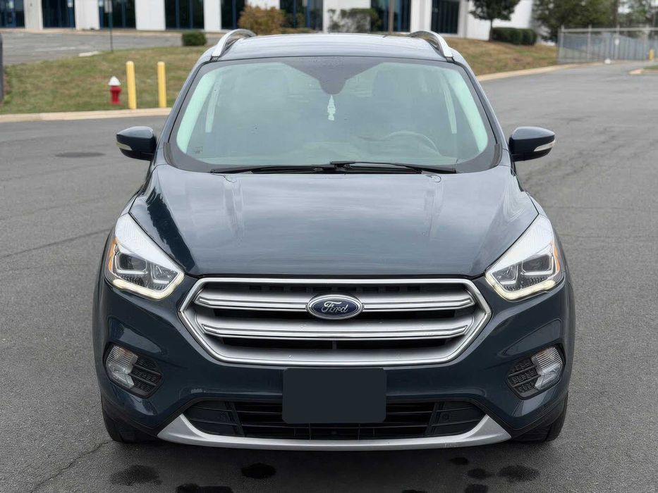 Ford Escape Titanium      2019