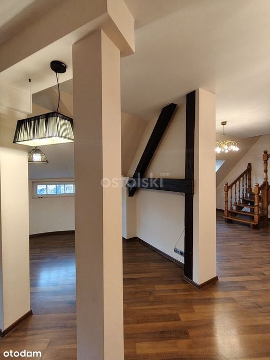 Oryginalny apartament z dużym tarasem