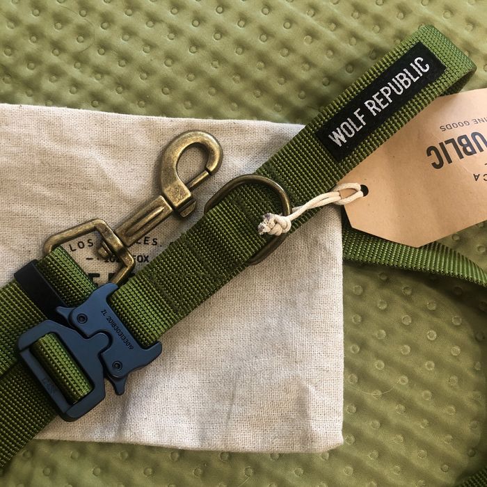 Wolf Republic smycz dla psa Scout