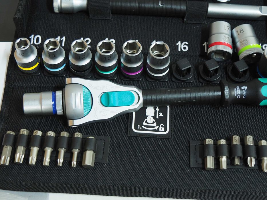 Zestaw kluczy nasadowych WERA 8100 SC 9 Zyklop 1/2'' grzechotka 28szt