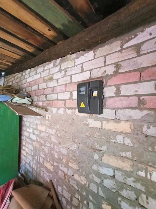 Продам приват. капітальний гараж по Любецькій 60А, р-н Нова Подусівка.