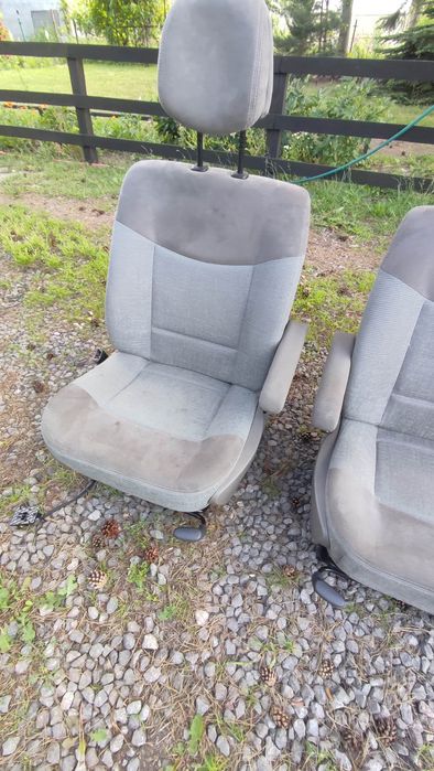 Fotel Fotele przód przedni Espace IV podłokietnik bus kamper stolik