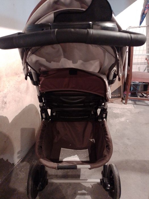 Vendo carrinho de bebe completo con ovo