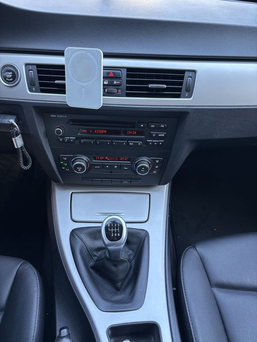 BMW e91  2011 дизель 2.0