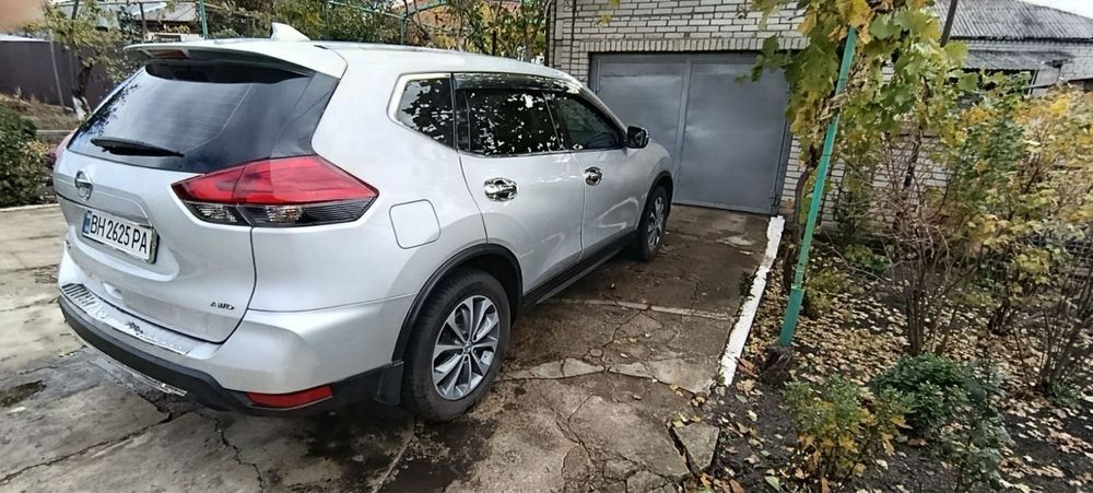 Продам Nissan Rogue 2016