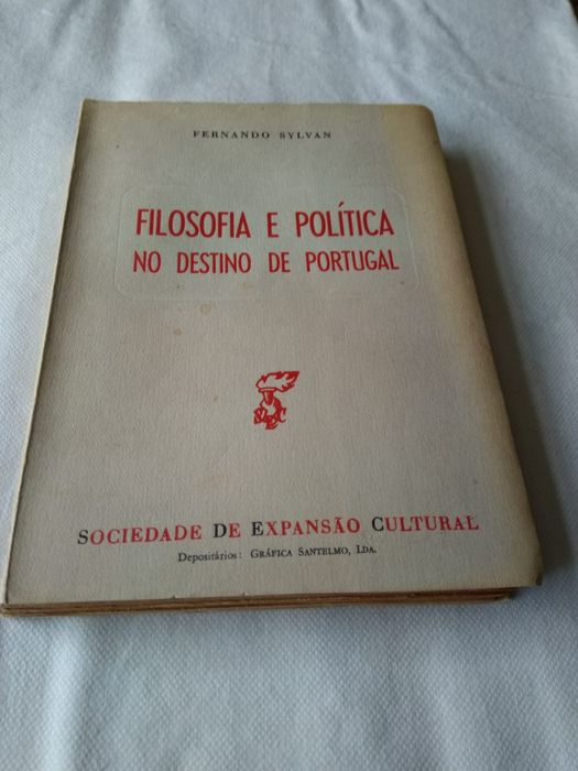 Ensaio . . . . . . .