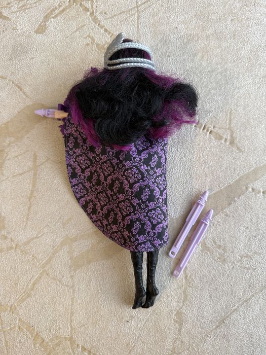 Lalka Mattel Ever After High Raven Queen Łuczniczka