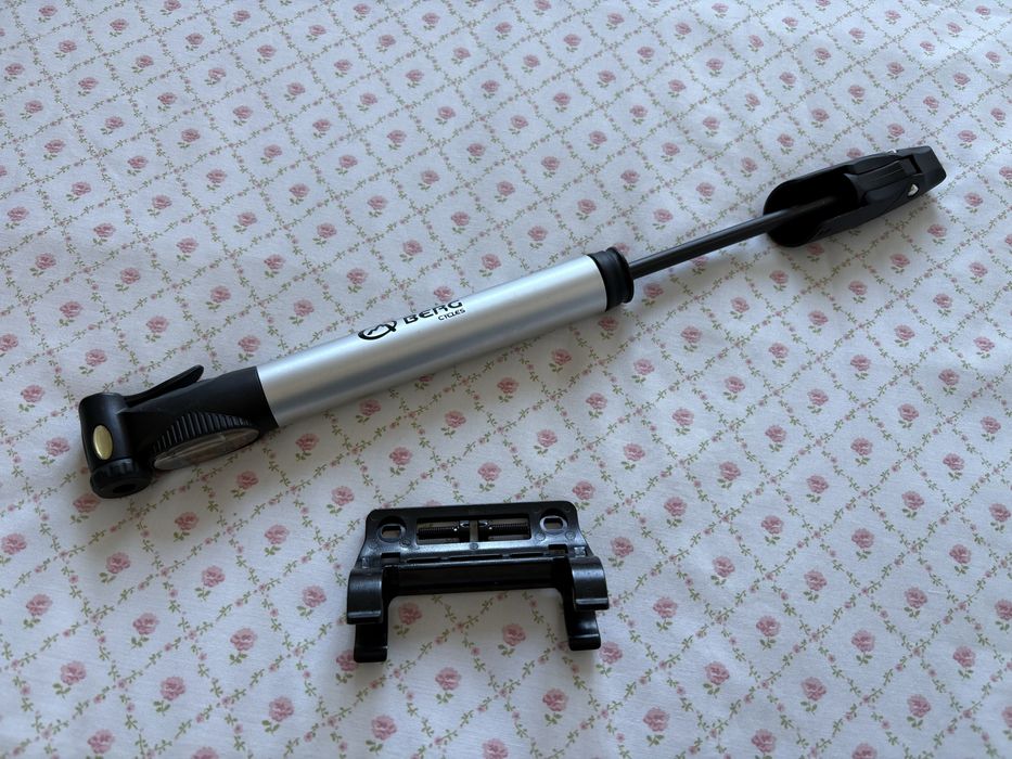 Bomba de mão para bicicleta da Berg