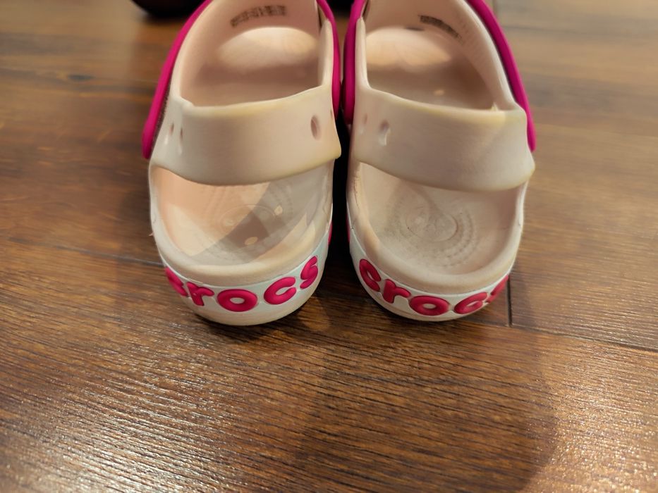 Crocs J3 34 35 lekkie sandały woda plaża dziewczynki stitch kapibara