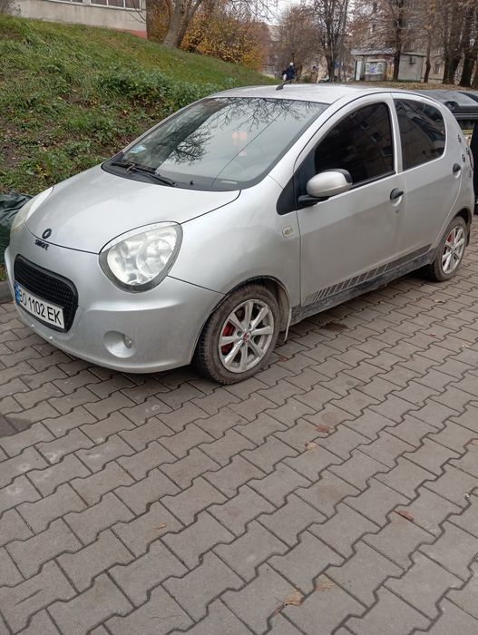 Автомобіль Geely GC2