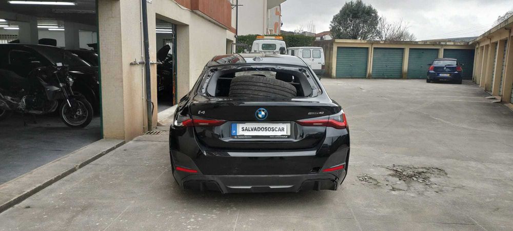 BMW i4 eDrive40 Pack M