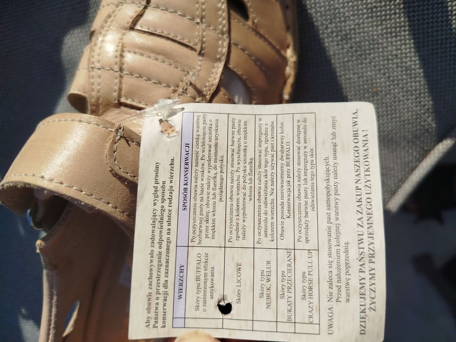 Bardzo wygodne nowe buty Escort r. 39