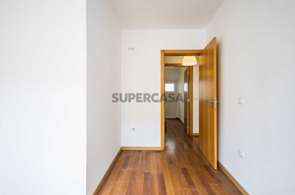 Quartos para Arrendar no Centro de Leiria - Apenas para JANEIRO 2026