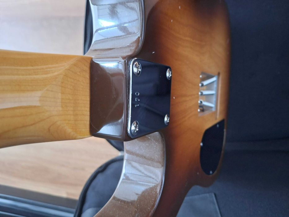 Gitara BUZZ yellowjacket NIE stratocaster