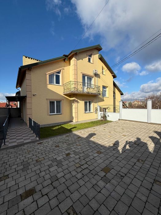 Оренда 3-пов будинку 180 м кв. неподалік Львова, Сокільники Успенська