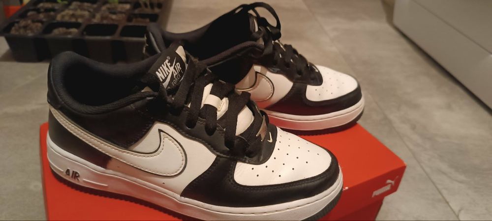 Air force 1 lv8 2