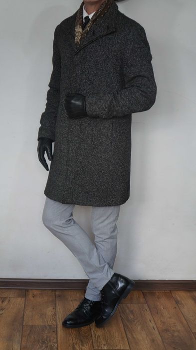 Płaszcz Zara Roz. L Kolor Czarny Pepitka Fit