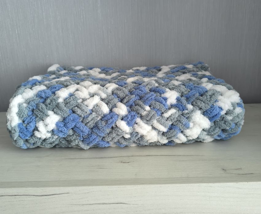 Плюшеві пледи для малят