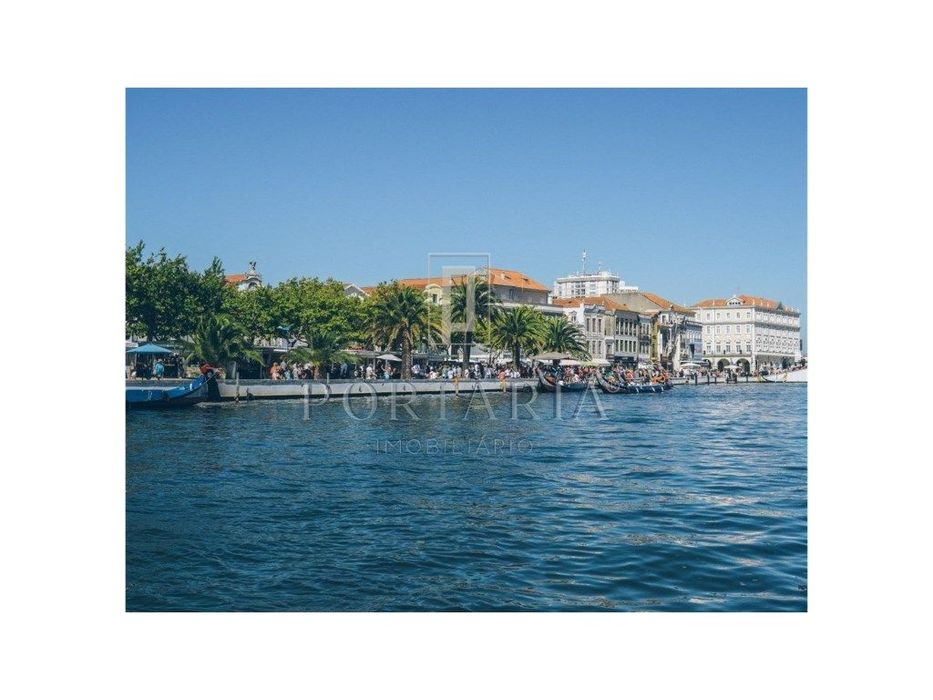 Apartamento T1 em frente ao Forum de Aveiro