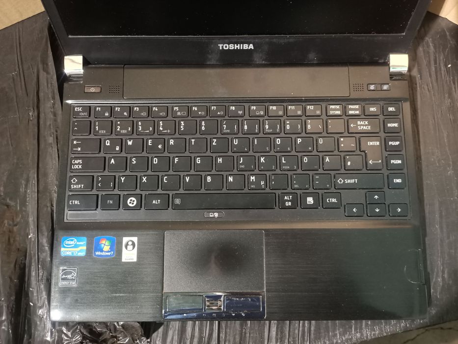 Portátil Toshiba Portege R830 i7