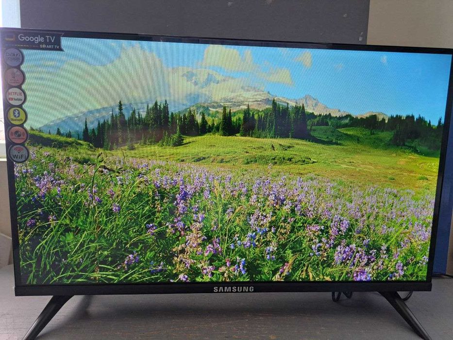 Смарт телевізор Самсунг 34' 82см GoogleTV, 4K, WIFI +голосовий пульт