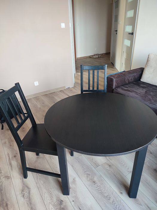 Zestaw stół okrągły czarny + 2 krzesła IKEA