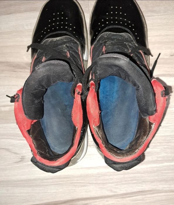 Buty Jordan czarno-czerwone