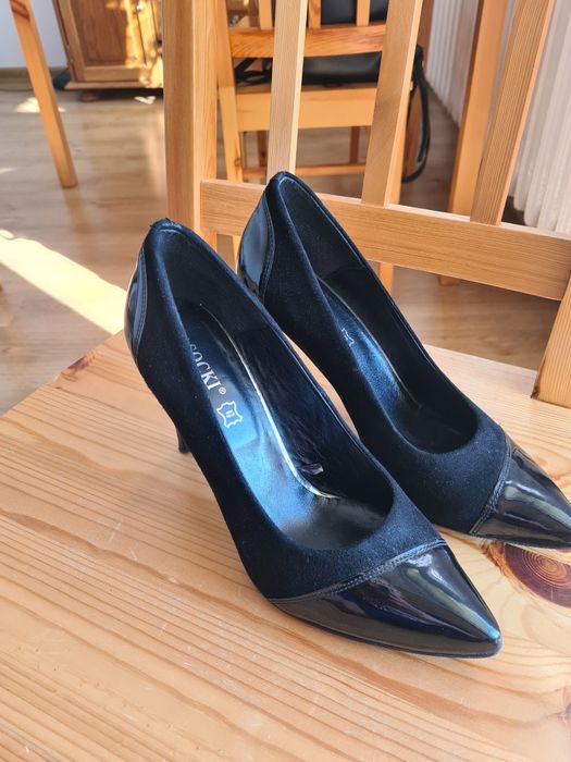 Buty damskie na obcasie