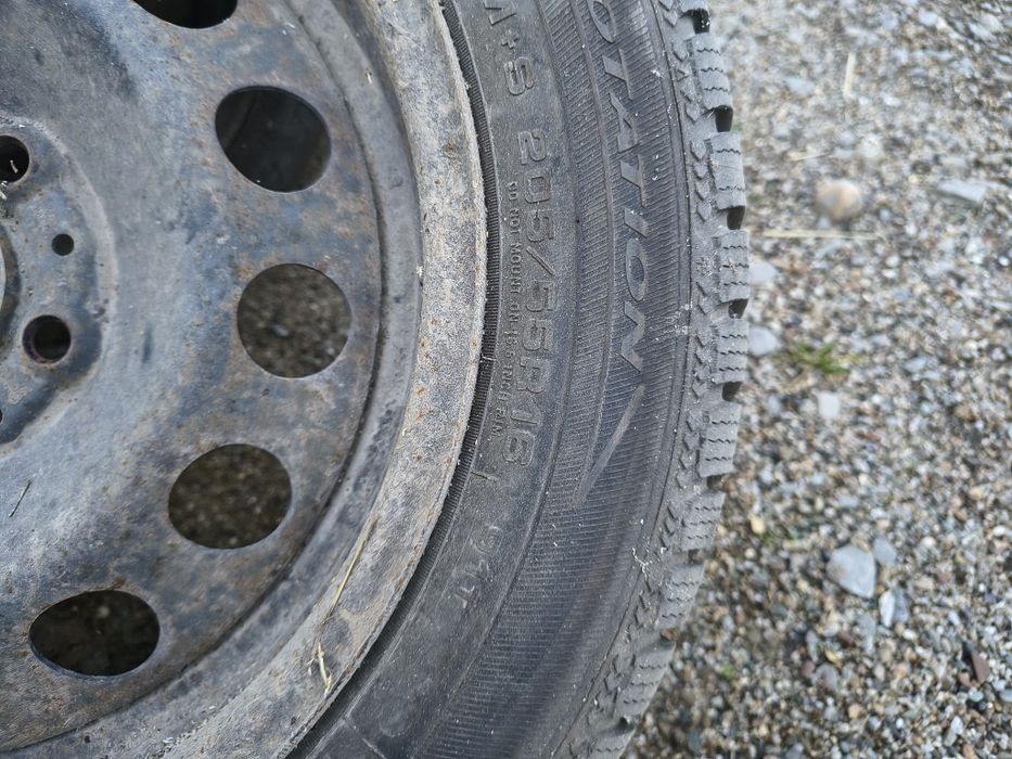 Opony zimowe z felgami BMW E 90