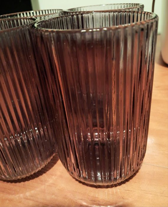 Conjunto de 4 copos novos