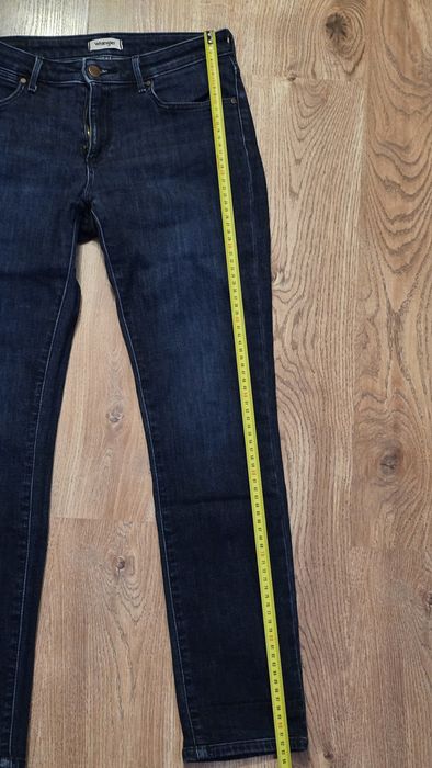 Damskie Jeansy Wrangler Slim  Ciemnoniebieskie