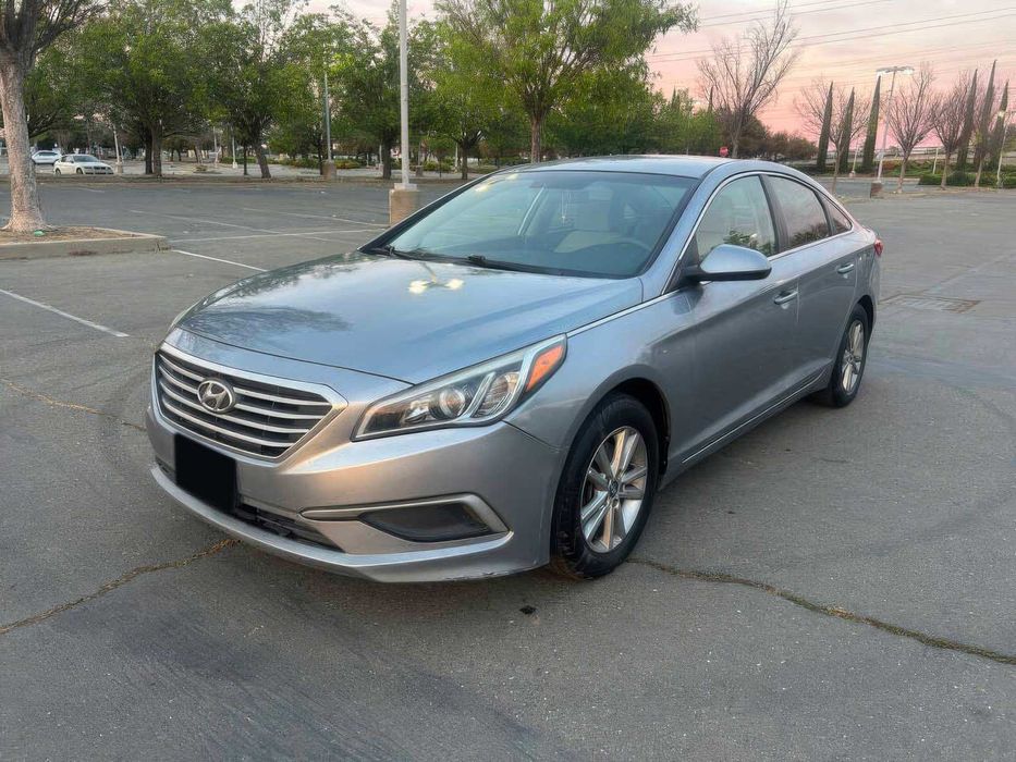 Hyundai Sonata      2017