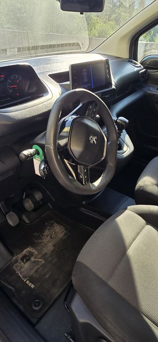 Peugeot ParPeugeot partner 2022 — 91.000 km