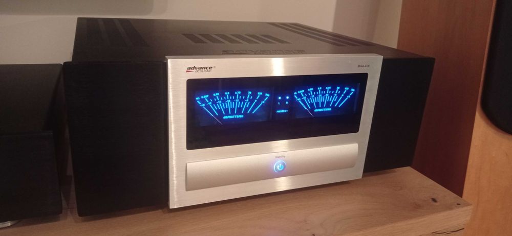 Advance Acoustic MAA-406  Końcówka mocy stereo.