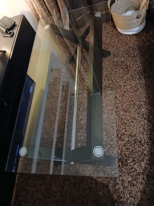 Mesa de centro em vidro