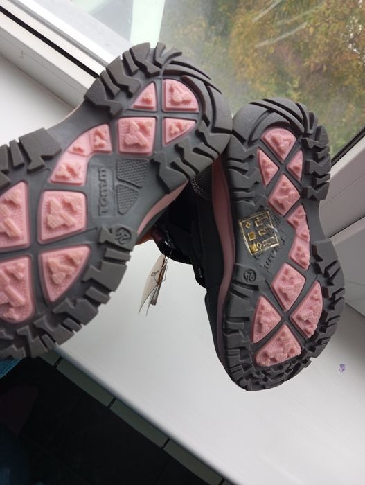 Нові зимові чобітки для дівчинки 24 розмір