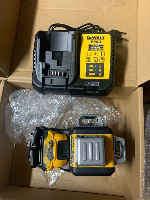 Laser DEWALT 12 linhas verde profissional