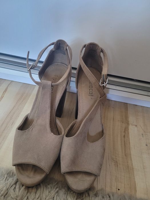 Obcasy lato wesele koturny r38