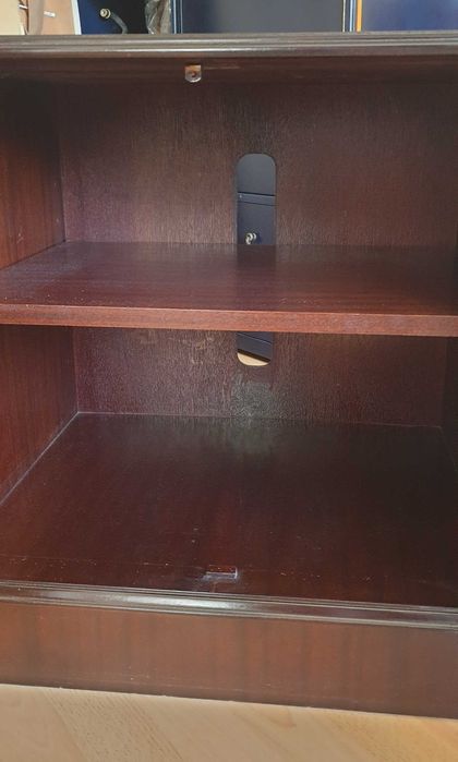 Stylowa szafka TV z mahoniu sprowadzona z Anglii