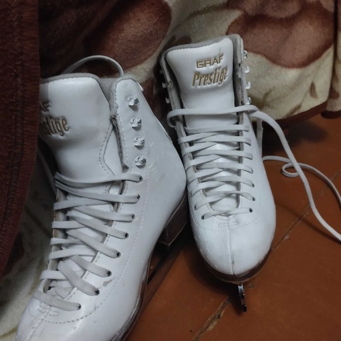 Ковзани профісійні