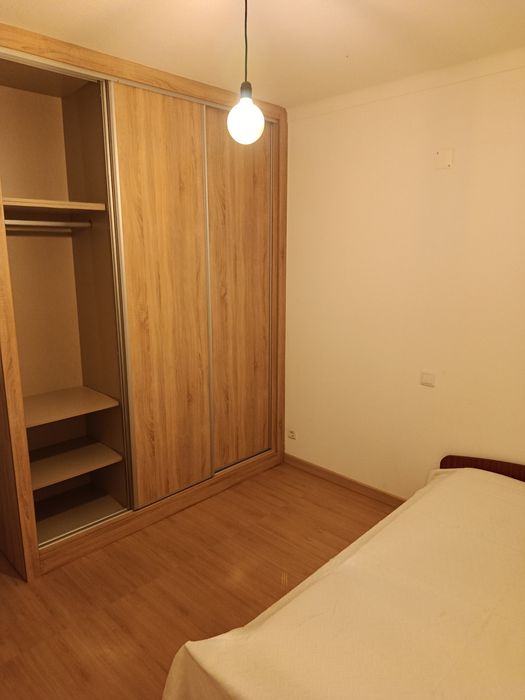 quarto para arrendar