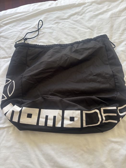 Capacete Momo design