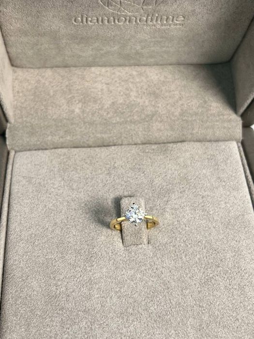 Каблучка з діамантами 1.07ct  Жовте, біле золото