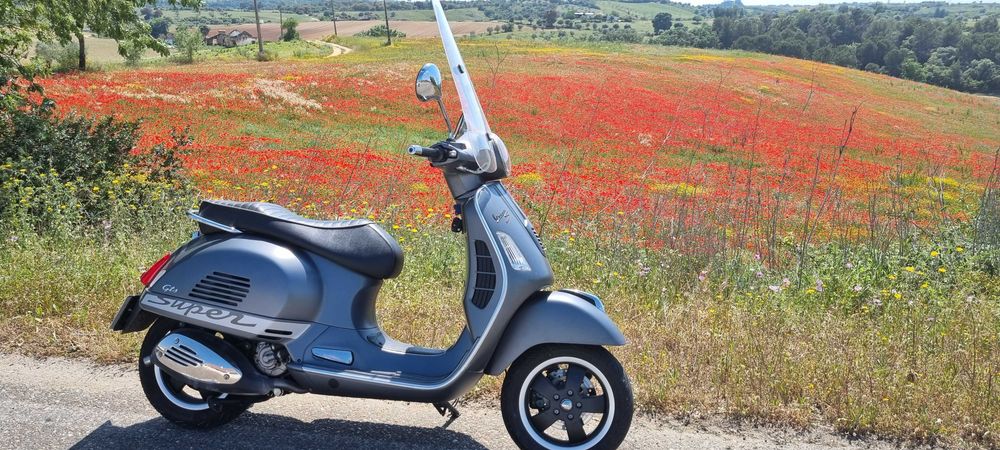 Vendo por 120 € parabrisas alto para Vespa GTS