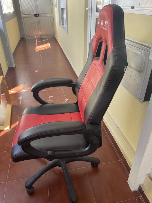 Caideira jogos ou escritorio