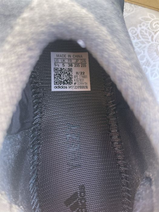 Adidas yeezy originais