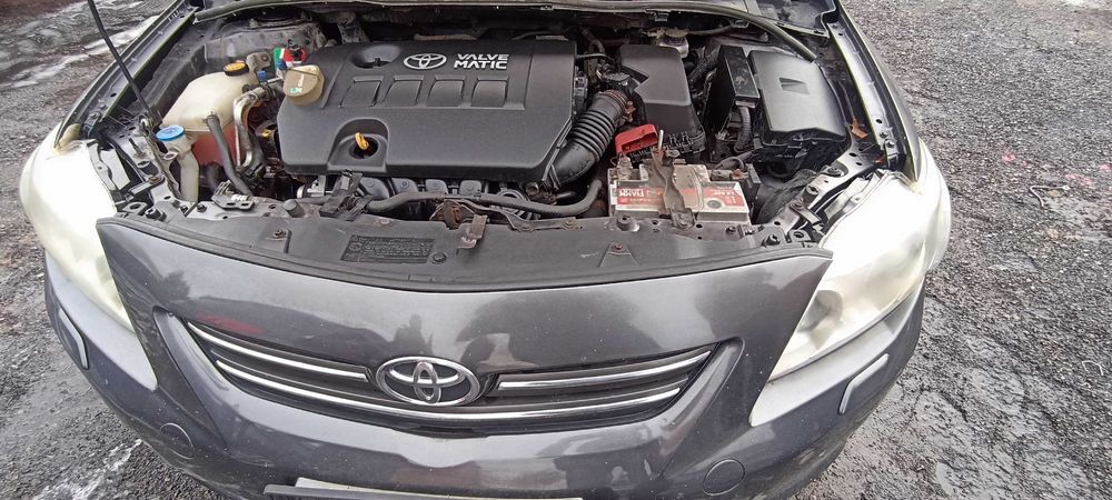 toyota corolla e15 1.6 a1zrt12u lak 1g3 samochód na części