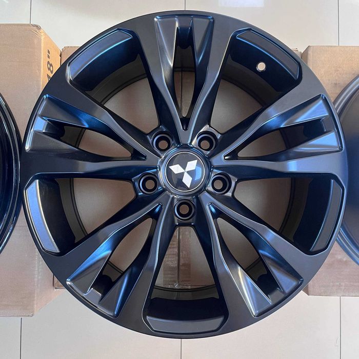 Автодиски mitsubishi  5x114.3 R17  ET40 dia67.1mm